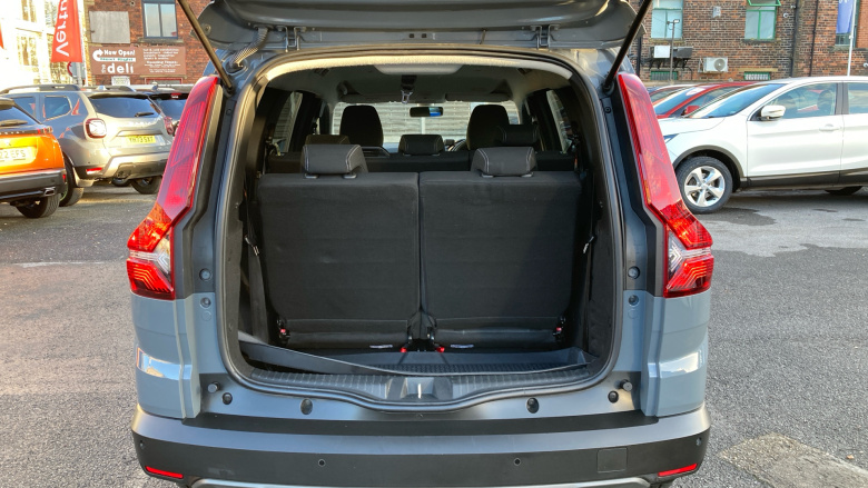 Dacia Jogger 1.0 TCe Extreme SE 5dr Petrol Estate